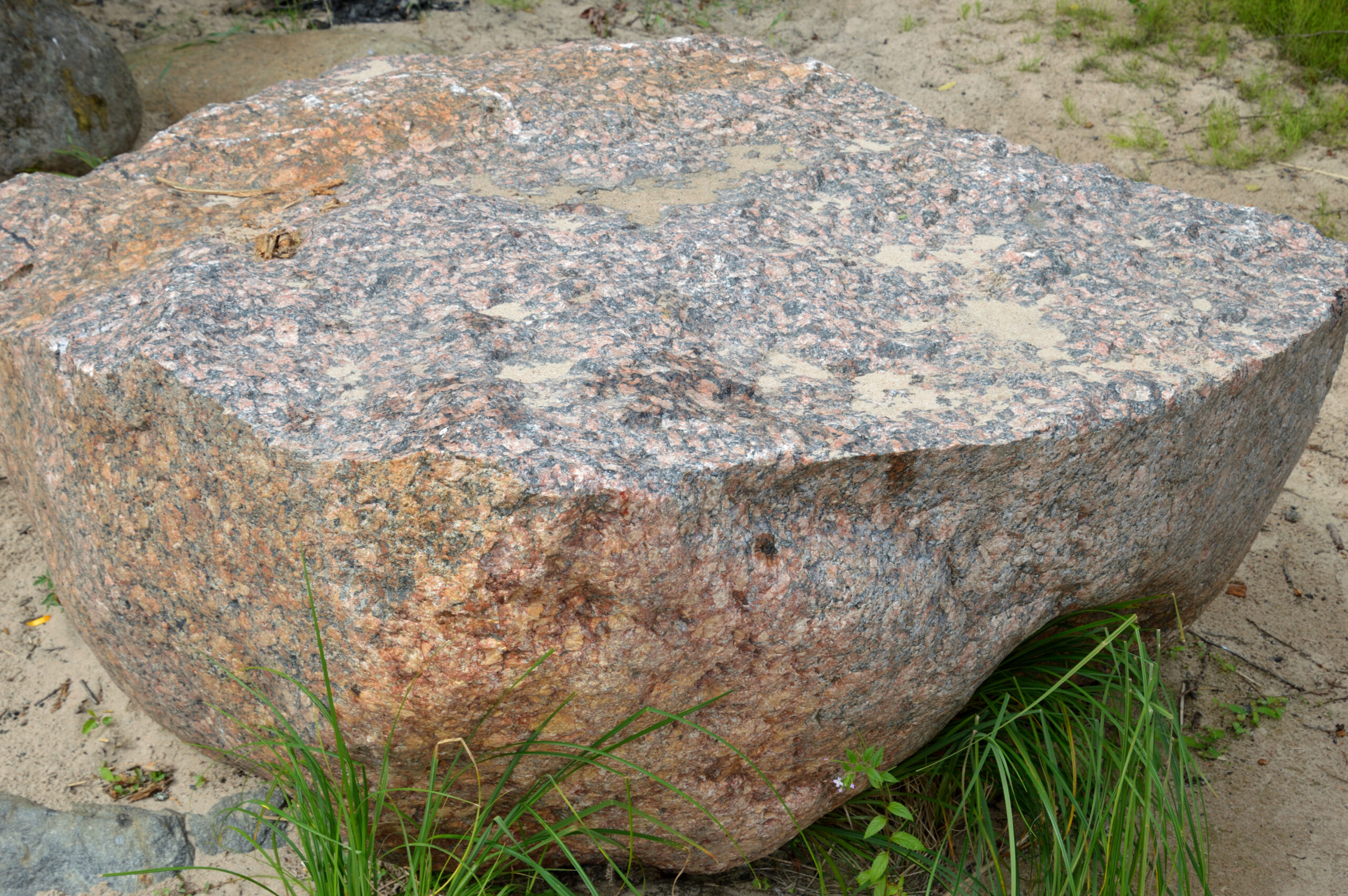 多様なニーズに応える豊富な石材